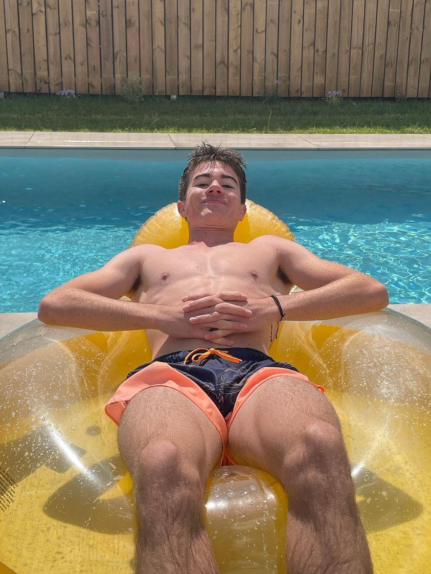Ilian, 22 ans, Villefavard