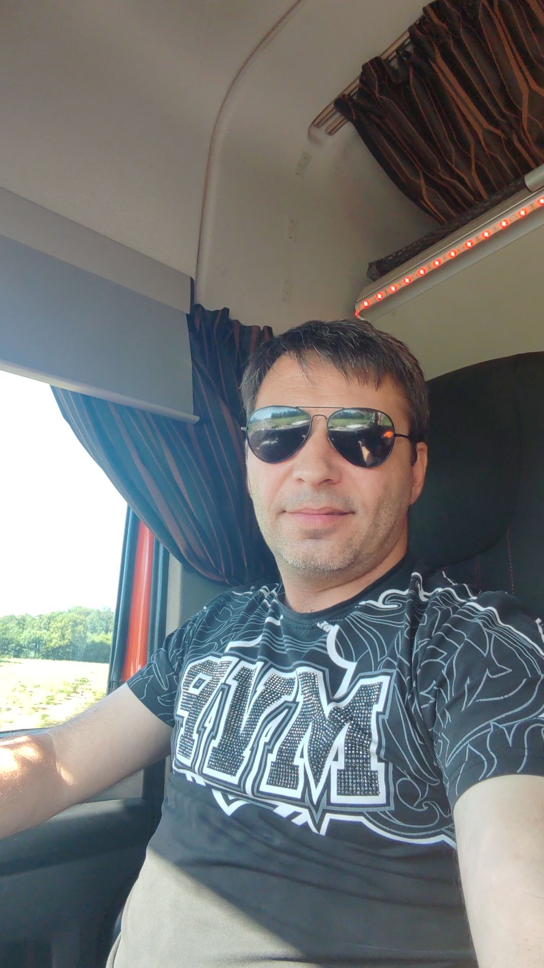 Jules, 45 ans, Aureil