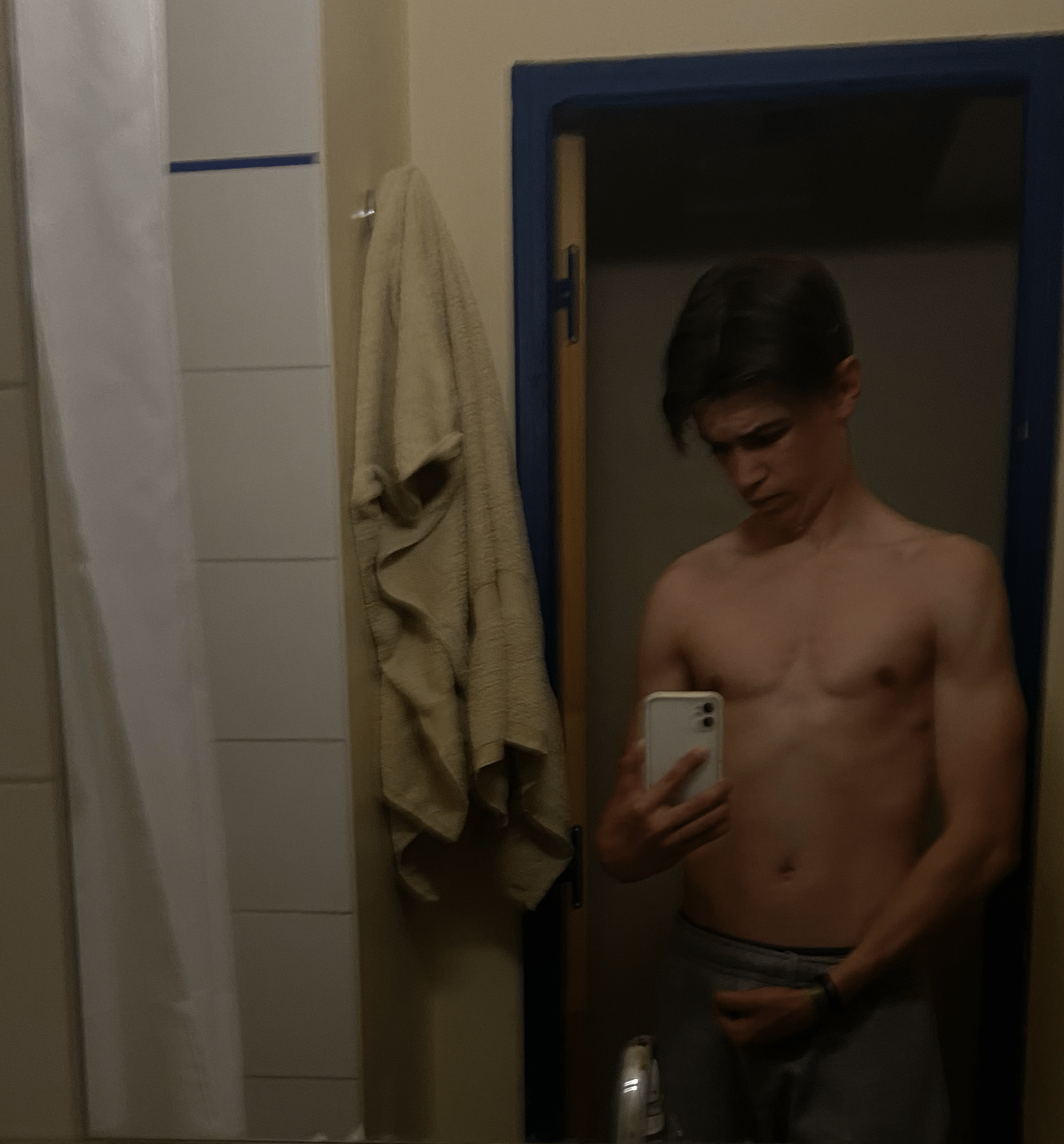 Chedli, 22 ans, Vaulry