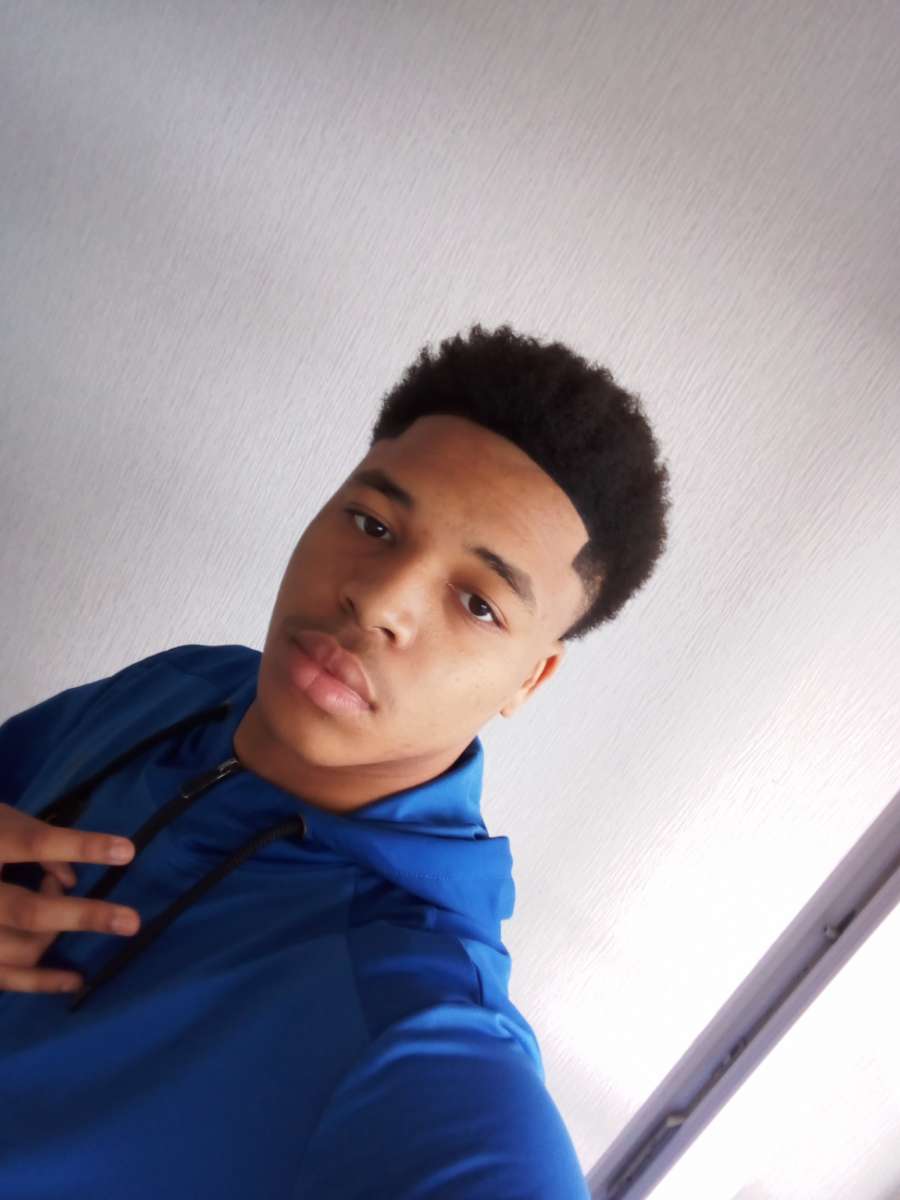Eimen, 22 ans, Limoges
